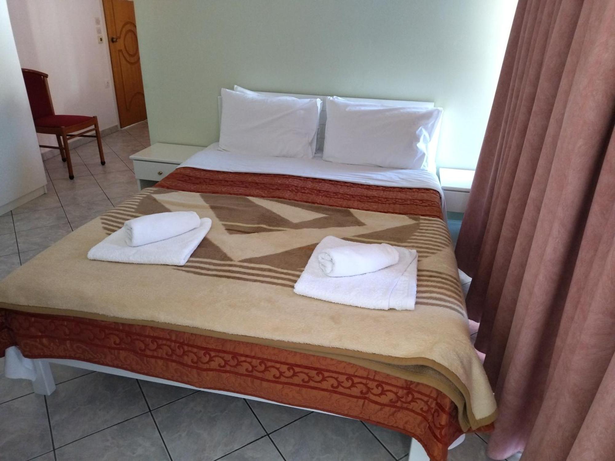 Chrisi Akti Hotell Návpaktos Rom bilde